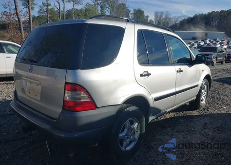 1998 Mercedes-Benz Ml 320 Classic z USA, uszkodzony, nr VIN 4JGAB54E6WA016249